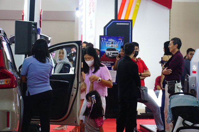 GIIAS Semarang 2023 hadirkan pameran mobil dan motor baru.