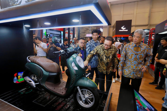 New Honda Scoopy diluncurkan di IMOS 2023 dengan informasi baru garansi rangka 5 tahun untuk semua motor Honda. 