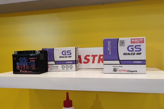 Aki motor murah GS Astra ada diskon di IMOS+ 2023.