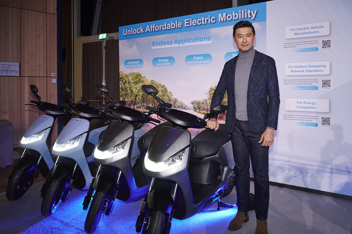 Allen Ko, Chairman dari Kymco Group mengungkapkan tantangan dari adopsi motor listrik, khususnya di Indonesia