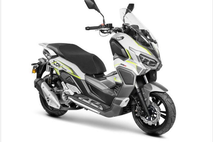 Muncul lagi motor jiplakan Honda ADV 160. Tapi kok mesinnya cuma 125 cc?