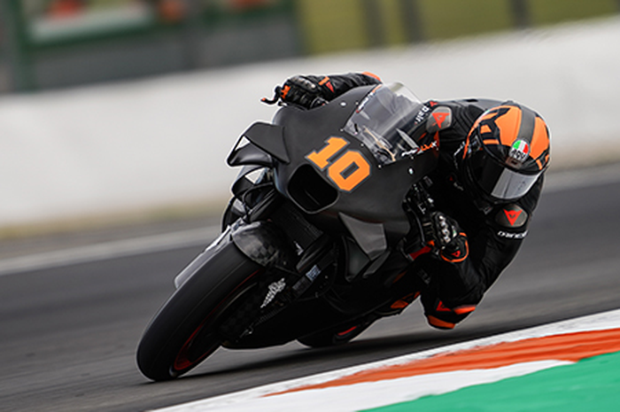 Jangan remehkan adik Valentino Rossi gantikan Marc Marquez di Repsol Honda Team MotoGP 2024, langsung buktikan Honda paling kencang di tes Valencia