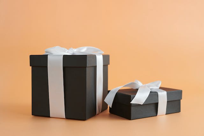 Hadiah akhir tahun
