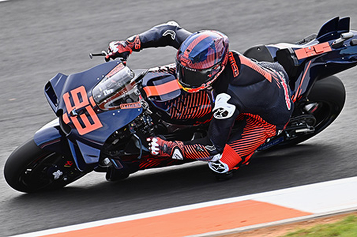 'Dosa' apa Marc Marquez pindah dari Honda ke Gresini Racing di MotoGP 2024, gara-gara rookie rule dibatalkan