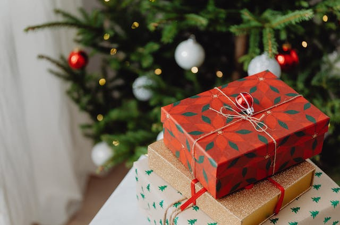 Ilustrasi hadiah natal