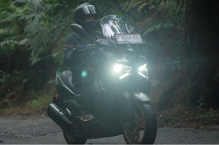 Performa Yamaha XMAX Connected diuji ke Kawasan Gunung Bunder, Kabupaten Bogor, Jawa Barat.