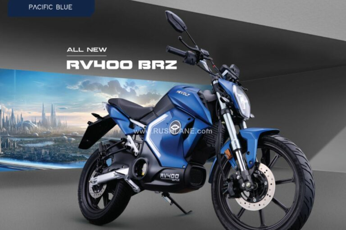 Motor listrik murah Revolt RV400 BRZ, gaya sporti jarak tempuh jauh.