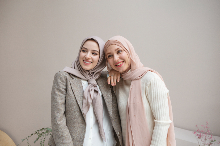 (ILUSTRASI) Quotes bijak untuk sahabat yang belajar memakai hijab.