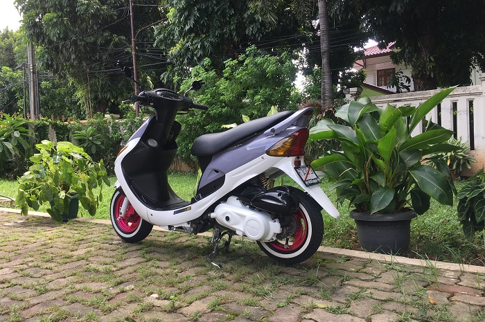 Kymco Easy 100 bisa subtitusi spare part motor lain.