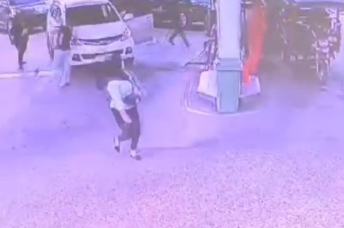 Polres Bogor akui salah tangkap pemotor yang hendak isi bensin di Cileungsi. 