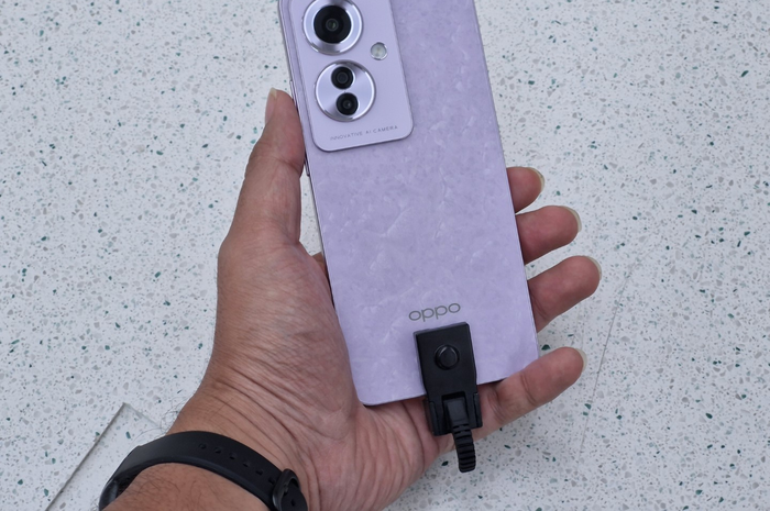 OPPO Reno11 F resmi dijual di Indonesia membawa chipset mediatek dimensity 7050 dan RAM 8GB dengan harga 4 jutaan