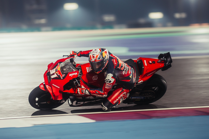 Pedro Acosta di sesi latihan MotoGP Qatar 2024.