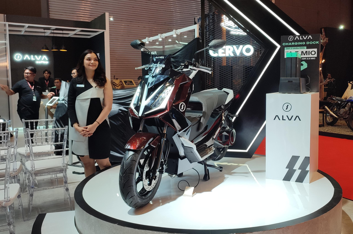 (Ilustrasi) ALVA siapkan motor listrik murah baru di pertengahan 2024.