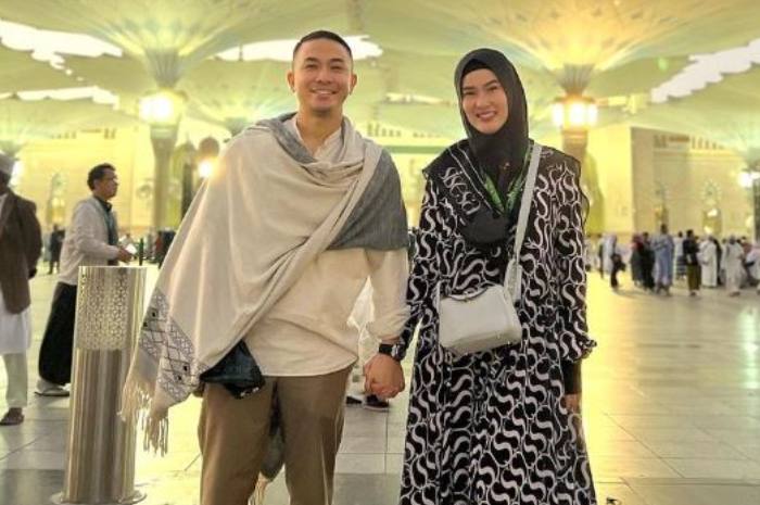 Anggi Pratama dan Almarhumah Stevie Agnecya