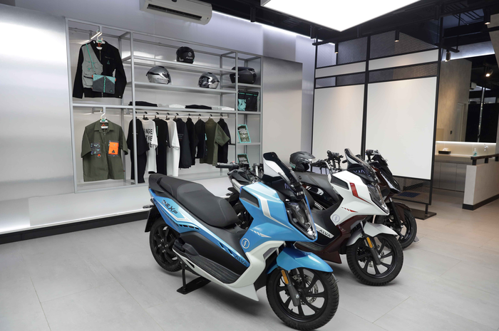 ALVA hadirkan dealer motor listrik baru di Bekasi.