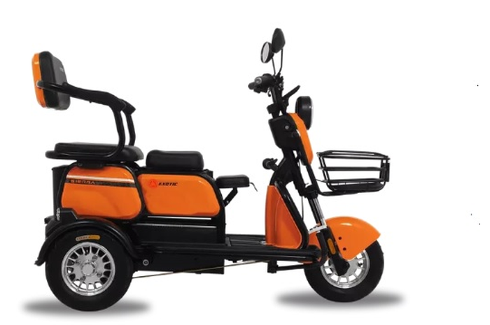 Motor listrik atau sepeda listrik harga murah banyak ditawarkan salah satunya Exotic Sierra yang dijual cuma Rp 8 jutaan.