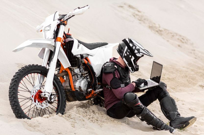 ilustrasi balap motor