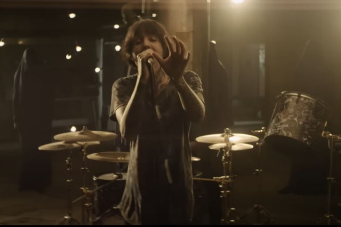 Lirik dan terjemahan lagu Can You Feel My Heart - Bring Me The Horizon