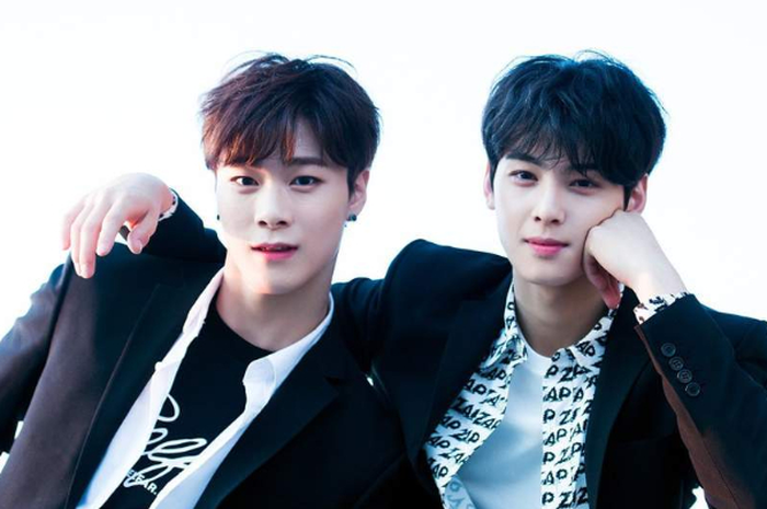 Moonbin dan Cha Eunwoo ASTRO