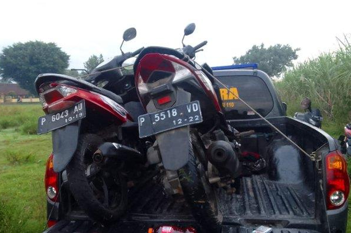 Dua maling ternak digagalkan warga di jawa timur, warga dapat dua motor