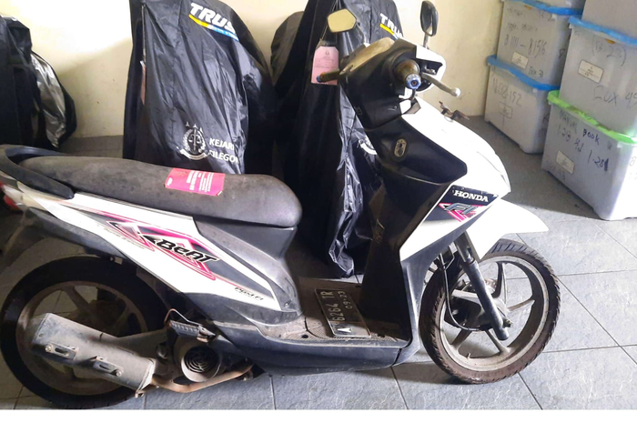 Motor murah Honda BeAT buka harga Rp 4 jutaan.