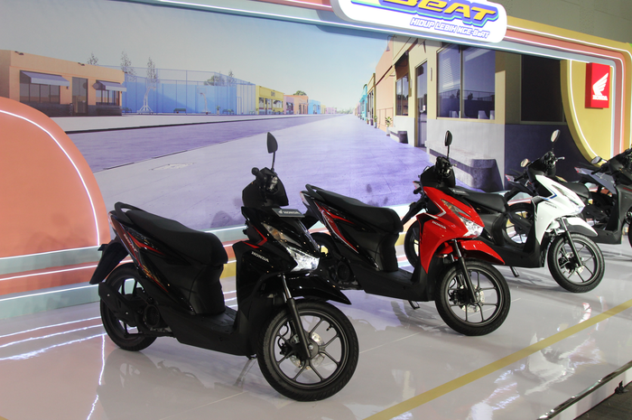 Honda BeAT juga ada varian yang pakai kick starter. Ternyata bukan tanpa alasan penting di balik dipakainya lagi. 