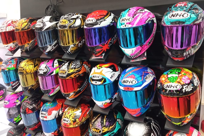 Helm full face NHK GP R Tech Street dapat promo selama PRJ Kemayoran.