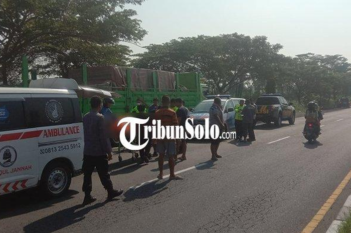 Kecelakaan maut Honda Vario dan truk di Karanganyar tewaskan Mahasiswa asal Bekasi