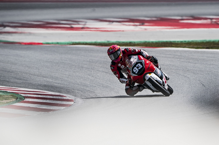 Pembalap Indonesia dapat poin di Junior GP Portugal