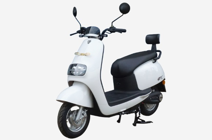 Murah meriah motor listrik Greentech Unity dibanderol Rp 6 jutaan, cocok buat ibu-ibu antar sekolah.