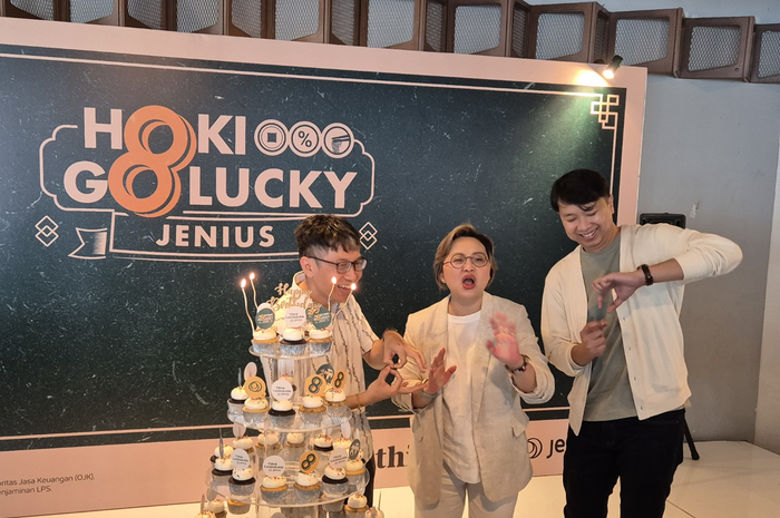 Untuk merayakan hari jadi yang ke-8, Jenius meluncurkan program promo baru 