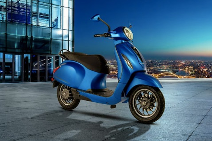 Bajaj Chetak 2025 versi listrik resmi diluncurkan.