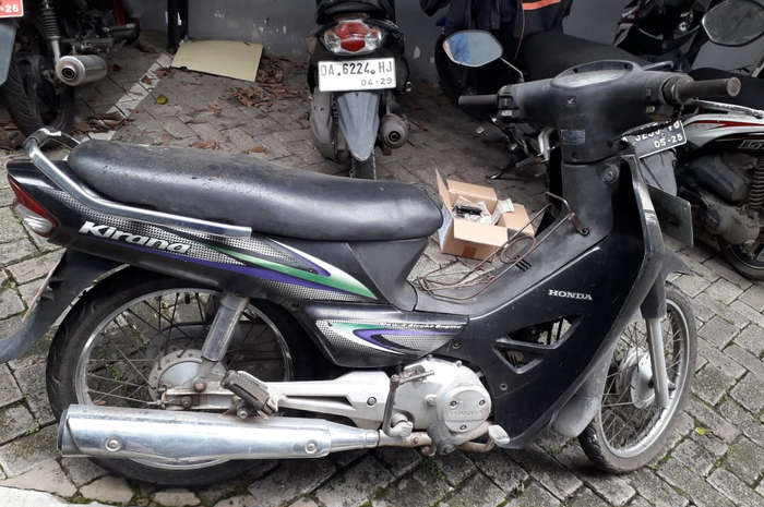 Kantor BPS Kalimantan Timur lelang motor murah berupa Honda Kirana 125.