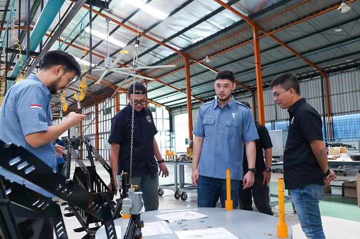 SAVART Motors kolaborasi purna jual bersama Planet Ban sekaligus uji ketahanan 3.000 km di Jawa dan Bali.