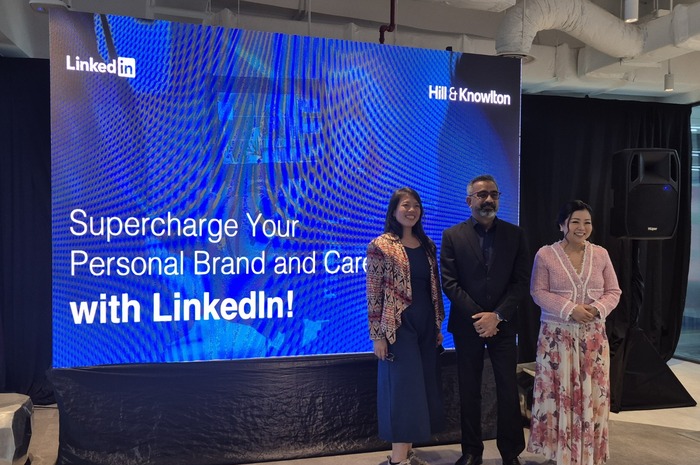 LinkedIn mengadakan workshop bagi jurnalis mengeni cara membangun profil LinkedIn yang disampaikan Rohit Kalsy, Indonesia Country Lead, LinkedIn, Serla Rusli, LinkedIn Career Expert, LinkedIn, dan LannyWijaya, Indonesia Manager, LinkedIn
