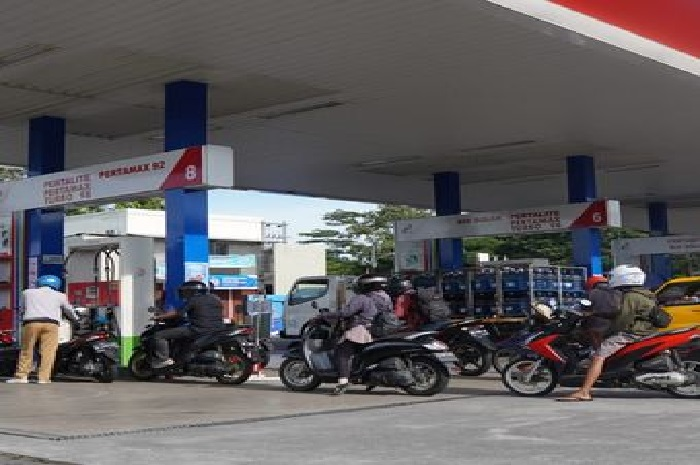 Foto ilustrasi SPBU Pertamina. Segini harga bensin Pertamax dan lainnya yang naik per 1 Januari 2025.