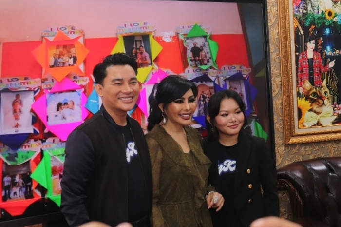 For Ramadhan with Love: Kolaborasi Sociopreneur Muda dengan Maya Miranda Ambarsari untuk Berbagi Kepada Sesama