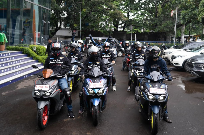 Perjalanan jarak jauh menggunakan sepeda motor tentu memiliki berbagai tantangan &amp; risiko tersendiri.    