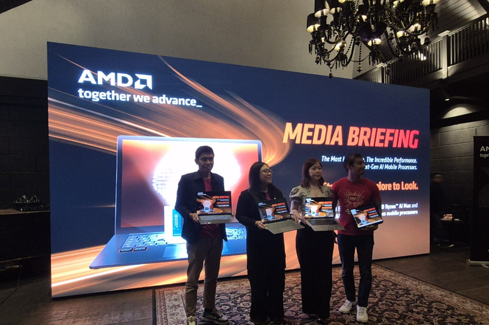AMD memperkenalkan processor Ryzen AI 300 & Max Series CPU Zen 5, GPU RDNA 3.5, dan NPU hingga 55 TOPS untuk dukung Copilot+ PC generasi baru.