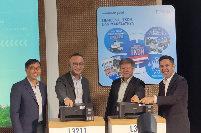 Epson memperkenalkan printer EcoTank L3211 dan L3251 yang dirakit di Indonesia dan mencatatkan TKDN tertinggi di kelasnya.