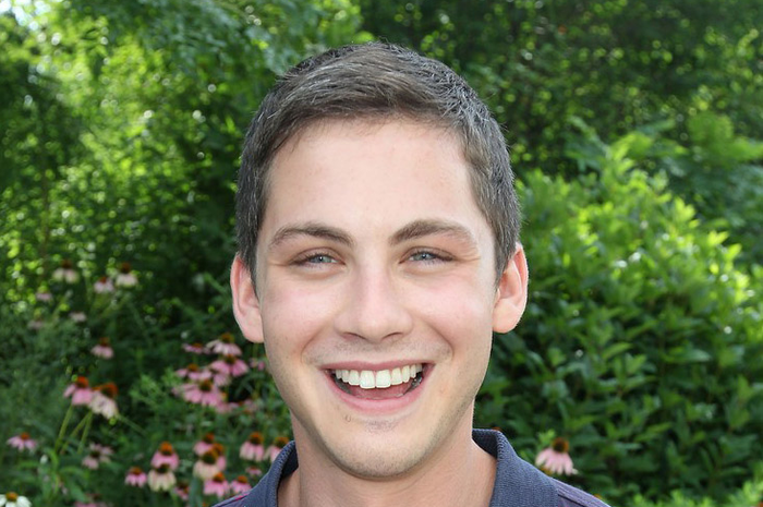 Logan Lerman: Tersanjung Sama Selena Gomez