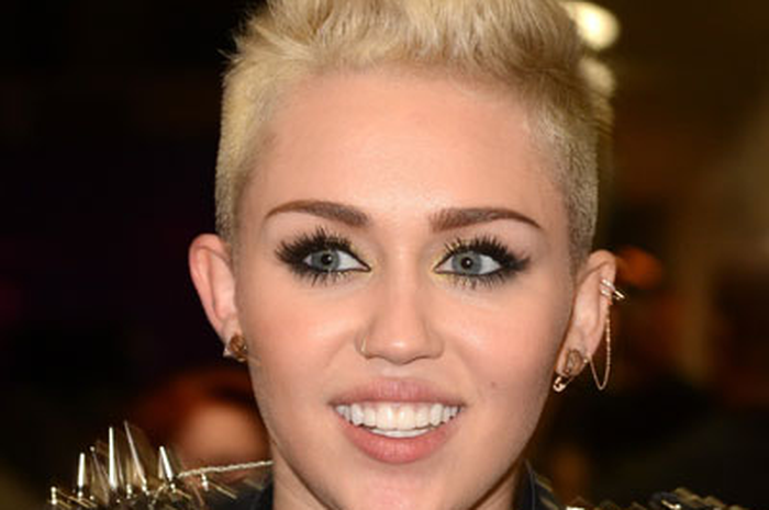 Miley Cyrus: Balikan Sama Liam
