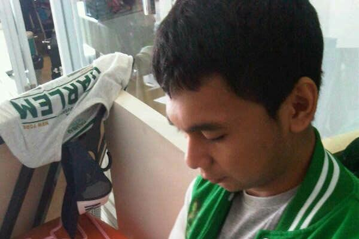 Raditya Dika: Membajak Twitter Onyit