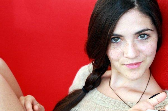 Isabelle Fuhrman: Penuh Semangat &Bakat