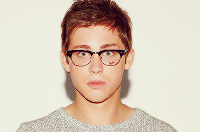Logan Lerman: Gugup di Depan Paul McCartney