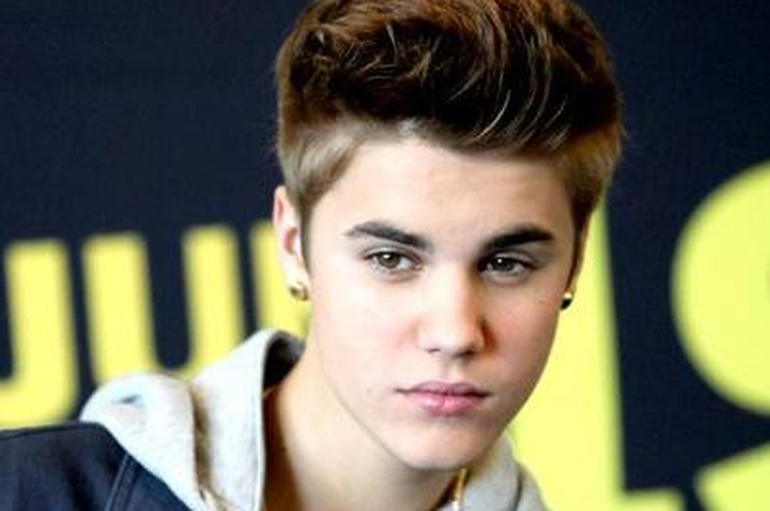 Justin Bieber: Muntah di atas Panggung