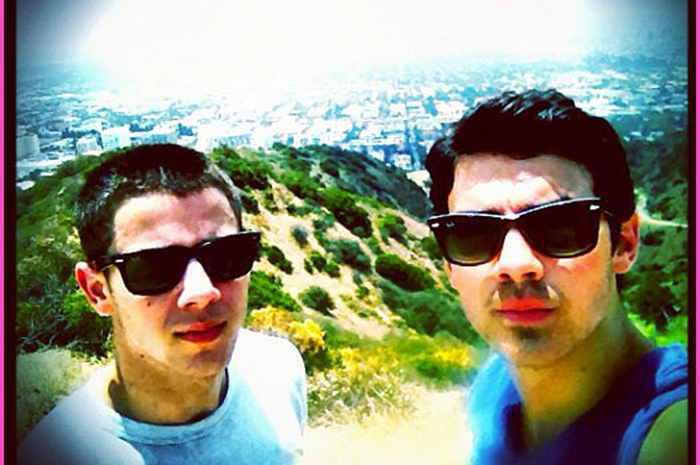 Joe Jonas: Kakak Yang Romantis