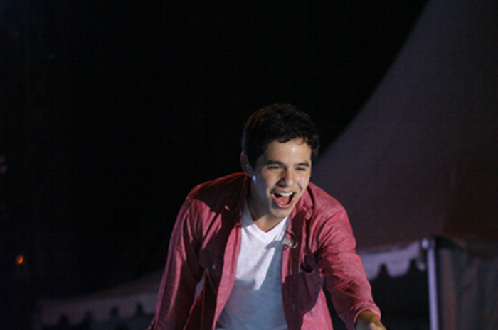 Hujan teriakan dan Hadiah untuk David Archuleta