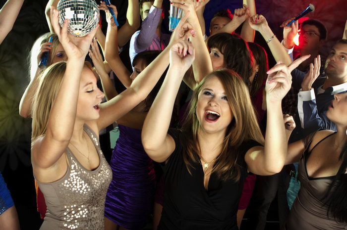 Tips Menolak Ajakan Teman Minum Alkohol