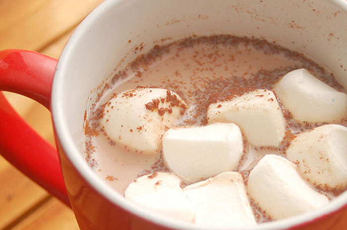 Yuk Coba Bikin Hot Choco Cinnamon!